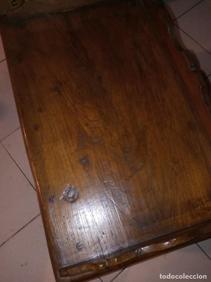 Antig&uuml;edades: MESITA BAJA DE ROBLE. - Foto 3