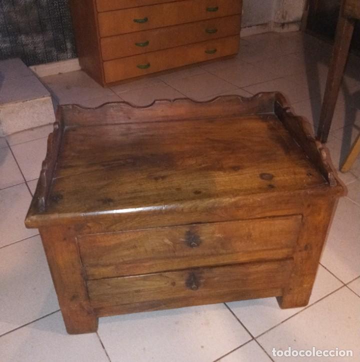 Antig&uuml;edades: MESITA BAJA DE ROBLE. - Foto 6