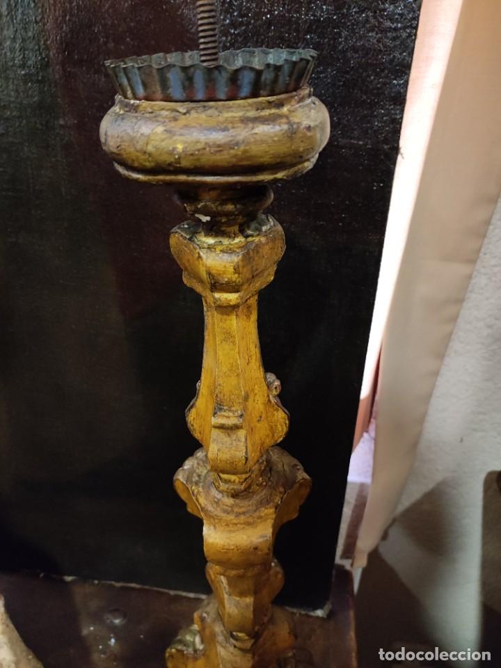 Antig&uuml;edades: Candelero de madera policromado - Foto 4