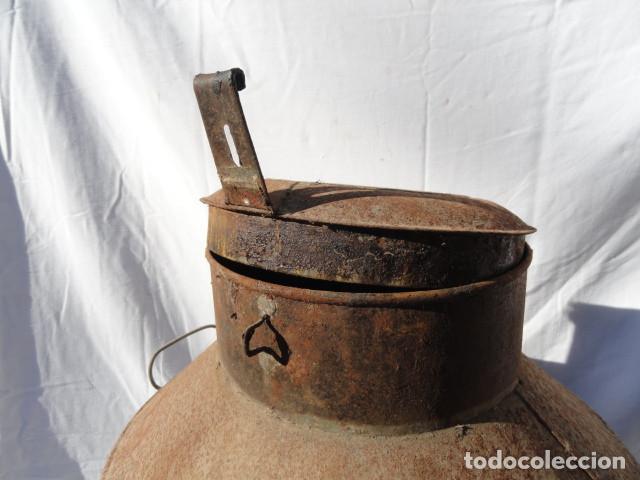 Antig&uuml;edades: ANTIGUO RECIPIENTE DE LAT&Oacute;N PARA L&Iacute;QUIDOS. - Foto 5