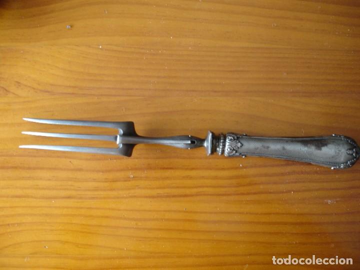 Antig&uuml;edades: TENEDOR PARA TRICHAR 29 CM - Foto 3