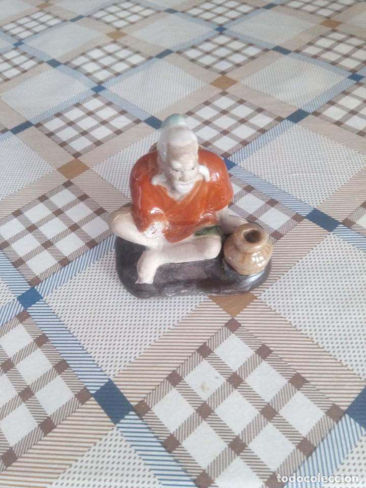 Antiques: Figura china