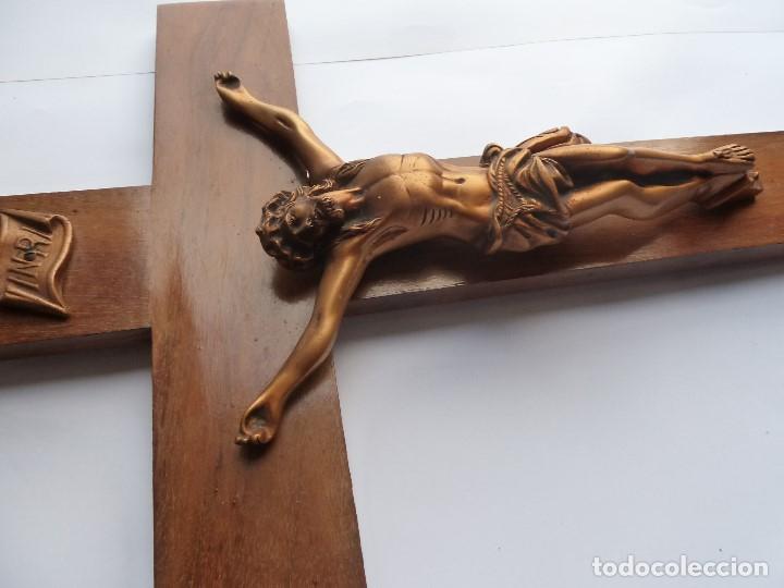 Antig&uuml;edades: ANTIGUO CRUCIFIJO DE MADERA - Foto 3