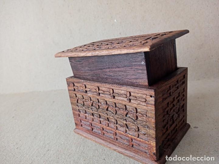 Antig&uuml;edades: CAJA DE MADERA ANTIGUA. ( NO SE ABRIR. ) - Foto 5