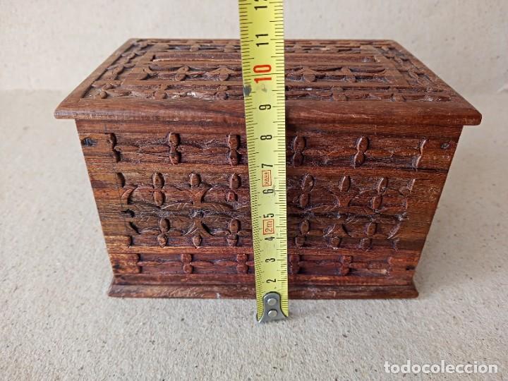 Antig&uuml;edades: CAJA DE MADERA ANTIGUA. ( NO SE ABRIR. ) - Foto 20