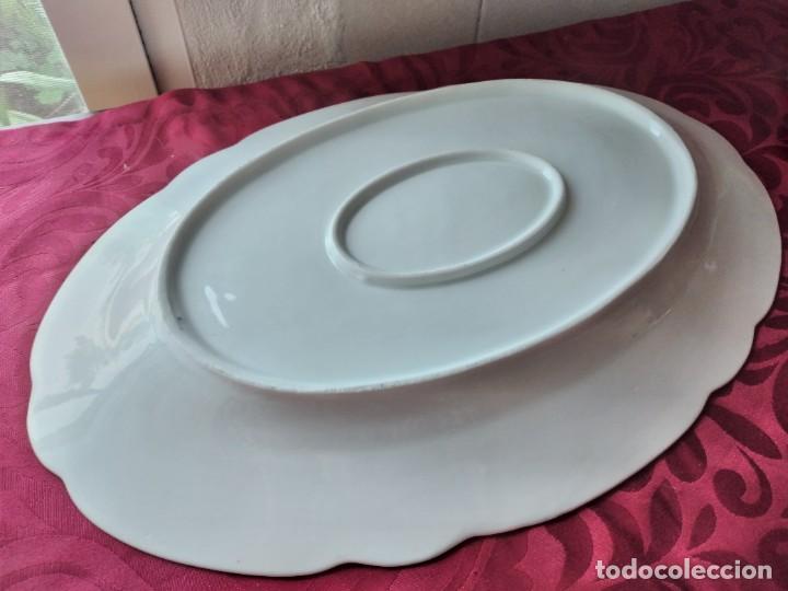 Antig&uuml;edades: Fuente oval de porcelana, sin marca. - Foto 5