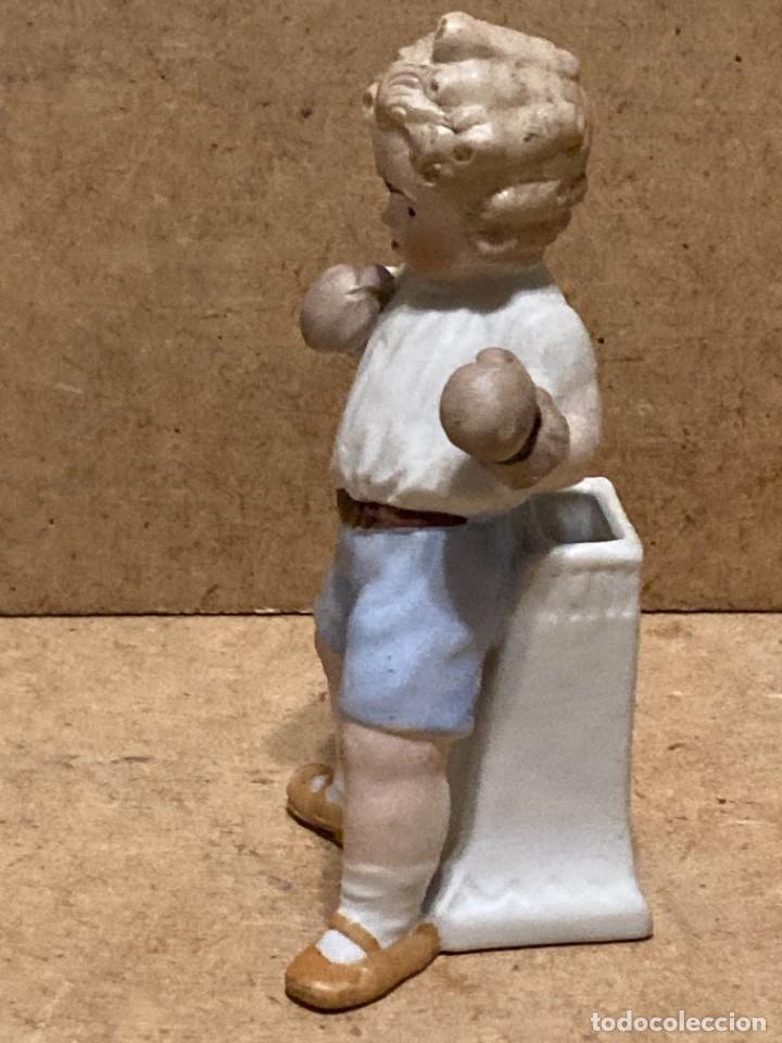 Antig&uuml;edades: Biscuit ni&ntilde;o con guantes de boxeo - Foto 5