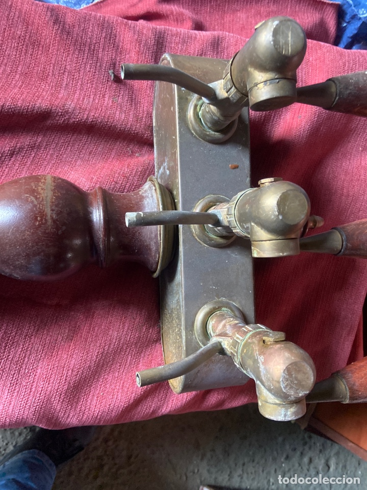 Antig&uuml;edades: ANTIGUO GRIFO GRANDE DE BRONCE - Foto 3