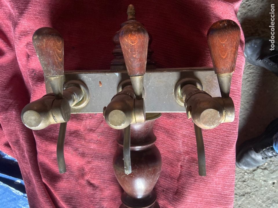Antig&uuml;edades: ANTIGUO GRIFO GRANDE DE BRONCE - Foto 1