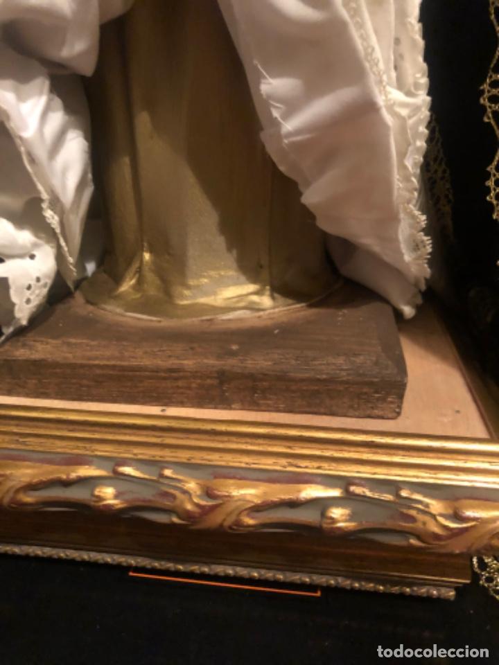 Antig&uuml;edades: Virgen vestida y urna de Cristal - Foto 5