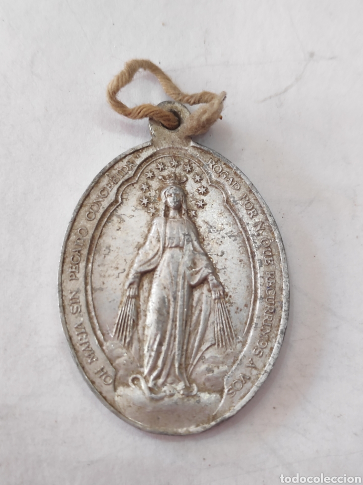 Antig&uuml;edades: 6 medallas de la Virgen - Foto 3