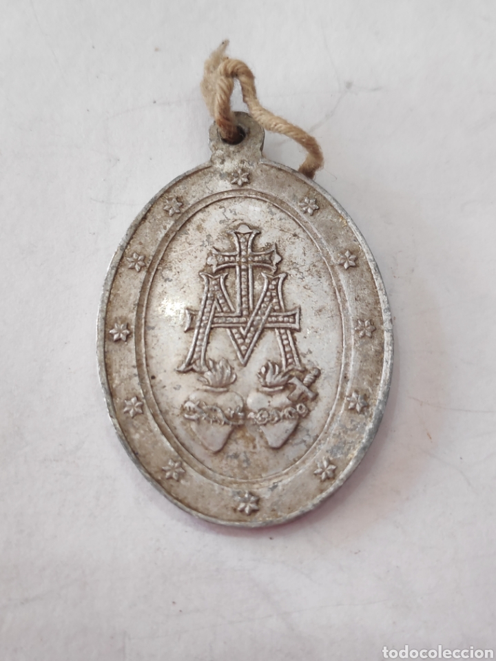 Antig&uuml;edades: 6 medallas de la Virgen - Foto 4