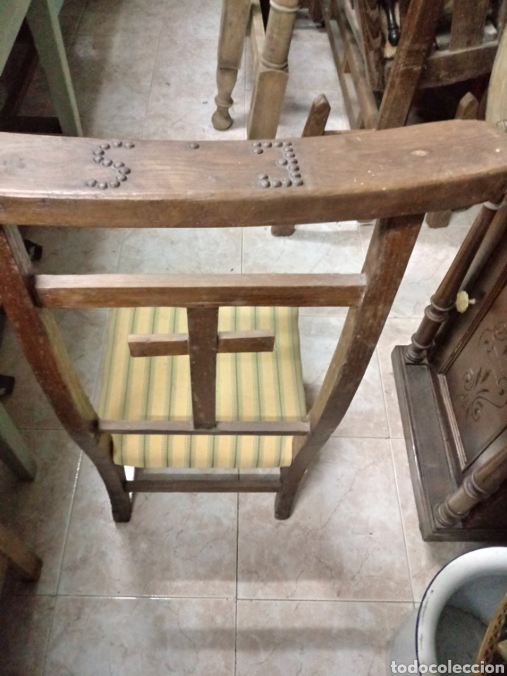 Antig&uuml;edades: Reclinatorio de casta&ntilde;o - Foto 2