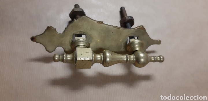 Antig&uuml;edades: Llamador de puerta de bronce - Foto 1