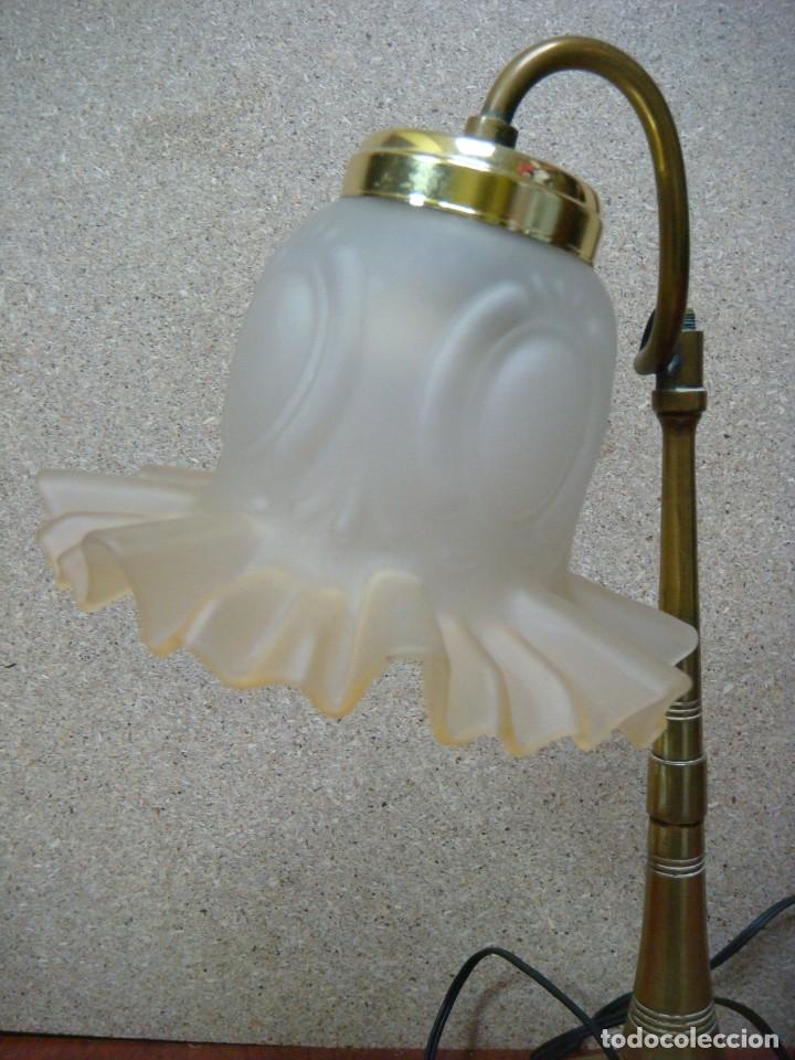 Antig&uuml;edades: LAMPARA ANTIGUA EN CRISTAL Y BRONCE-(&) - Foto 2