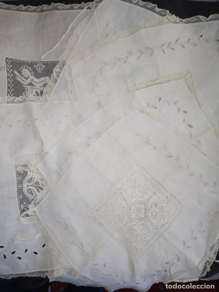 Antiques: Siete cubre sillas, fundas, antiguas, hechas a mano con puntillas, bordados y calados