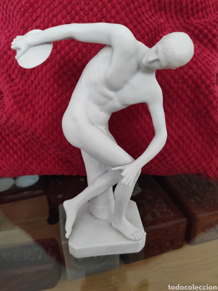 Antig&uuml;edades: Discovolo porcelana blanca biscuit - Foto 1