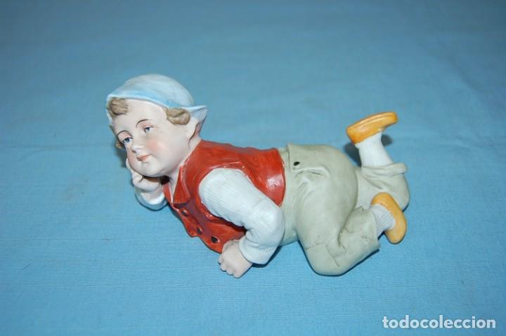 Antig&uuml;edades: NI&Ntilde;O EN PORCELANA BISCUIT - Foto 1