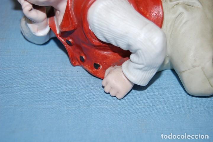 Antig&uuml;edades: NI&Ntilde;O EN PORCELANA BISCUIT - Foto 3