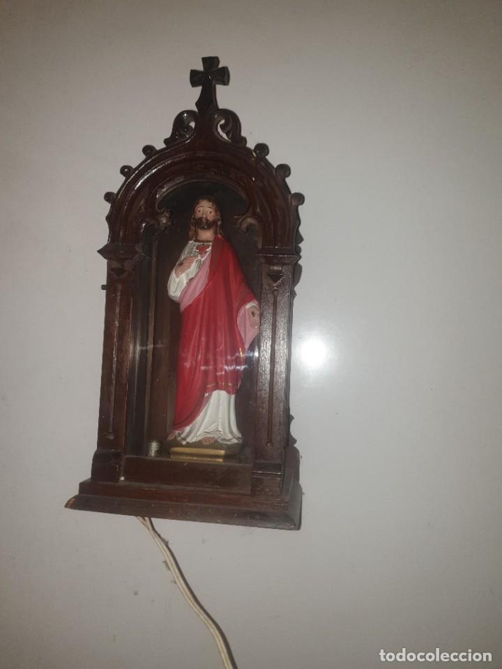 Antig&uuml;edades: MINI CAPILLA DE MADERA CON FIGURA CRISTO - Foto 16
