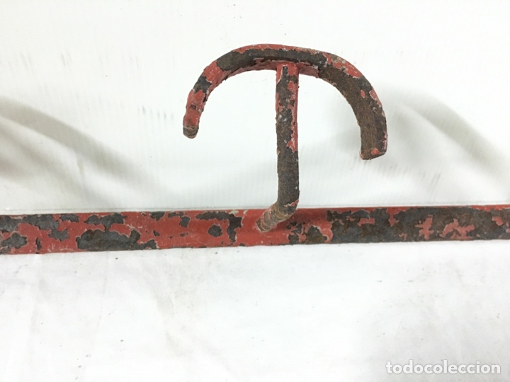 Antig&uuml;edades: Perchero hierro forjado antiguo - Foto 3