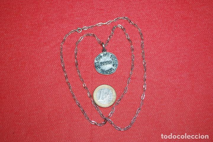 Antig&uuml;edades: Colgante TOUS de plata con cadena . - Foto 1