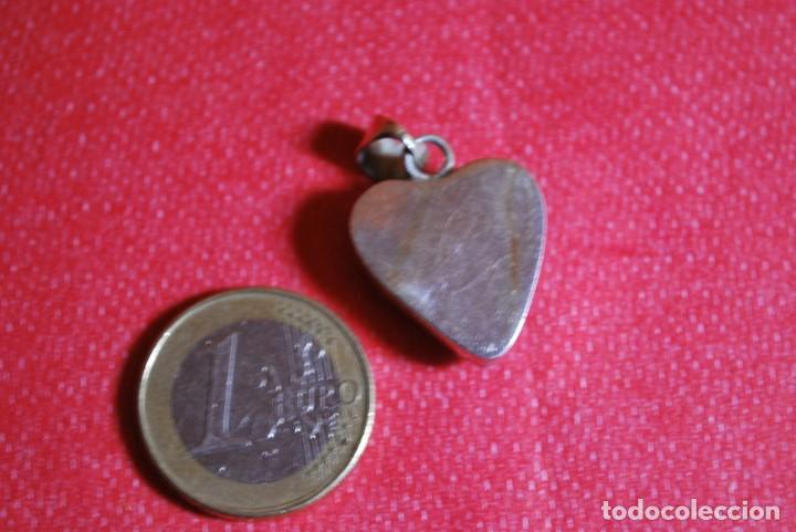 Antig&uuml;edades: Colgante de plata con piedra . - Foto 2