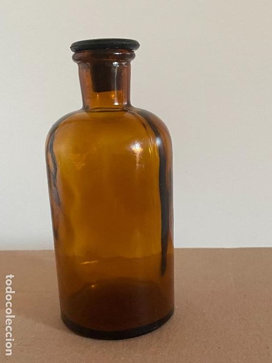Antig&uuml;edades: Frasco Botella &aacute;mbar de farmacia - Foto 1