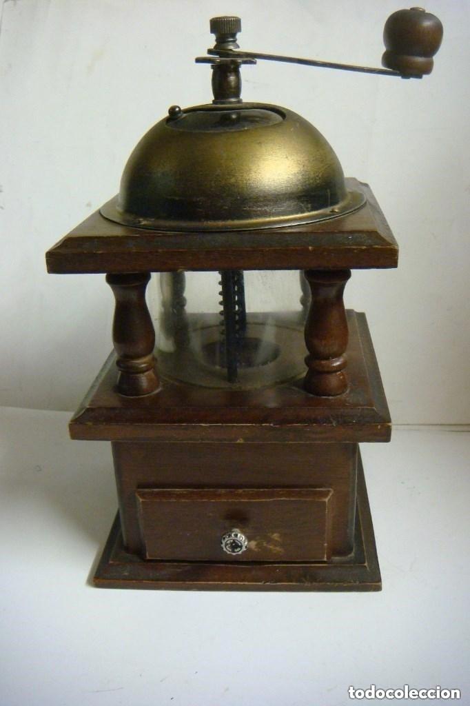 Antiquit&eacute;s: MOLINILLO CAFE ANTIGUO EN MADERA CON CRISTALINA,LO VENDO COMO OBJETO DECORATIVO