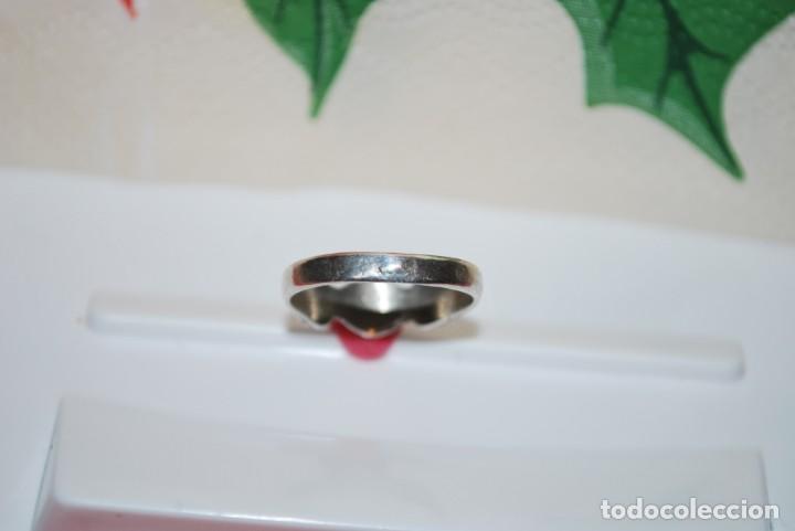 Antig&uuml;edades: Anillo de plata de LEY. - Foto 9