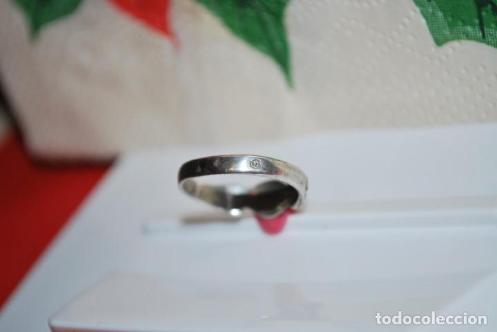 Antig&uuml;edades: Anillo de plata de LEY. - Foto 11