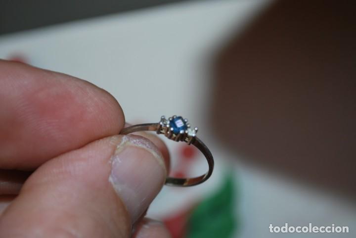 Antig&uuml;edades: Anillo de plata de LEY con tres piedras. - Foto 6