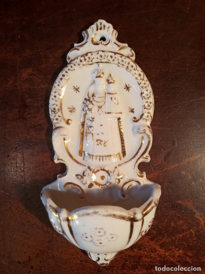 Antig&uuml;edades: BENDITERA DE PORCELANA . - Foto 4