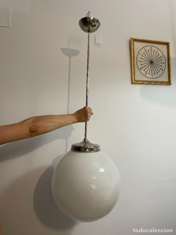Antig&uuml;edades: LAMPARAS TECHO OPALINA- GRAN GLOBO OPALINA BLANCO - Foto 8