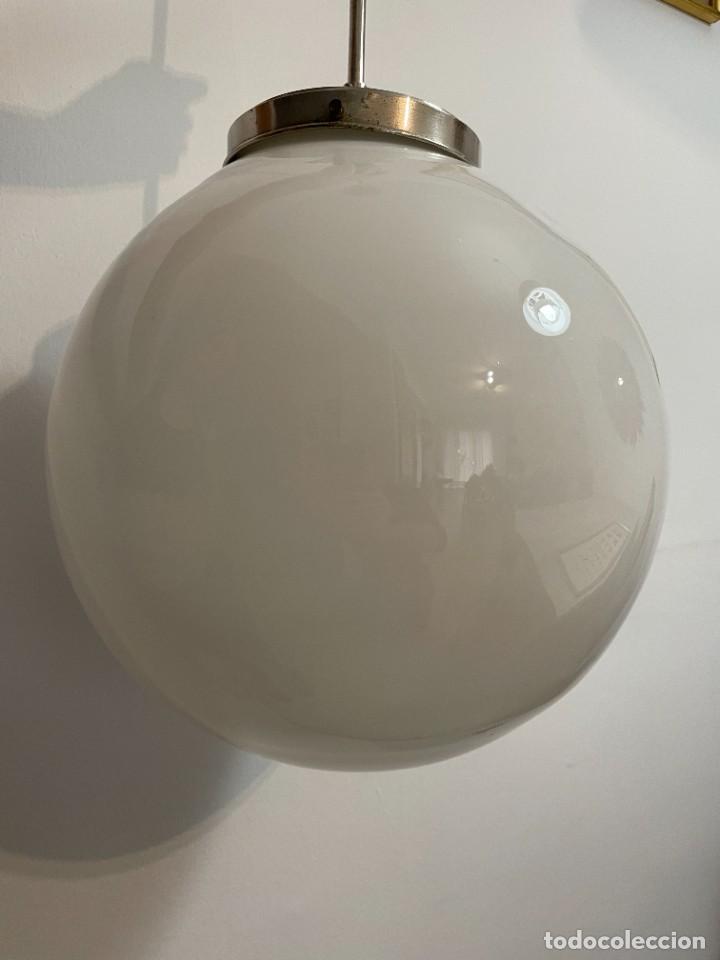 Antig&uuml;edades: LAMPARAS TECHO OPALINA- GRAN GLOBO OPALINA BLANCO - Foto 10