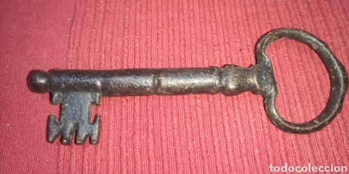 Antiquit&eacute;s: Antigua llave realizada en forja 16 cm