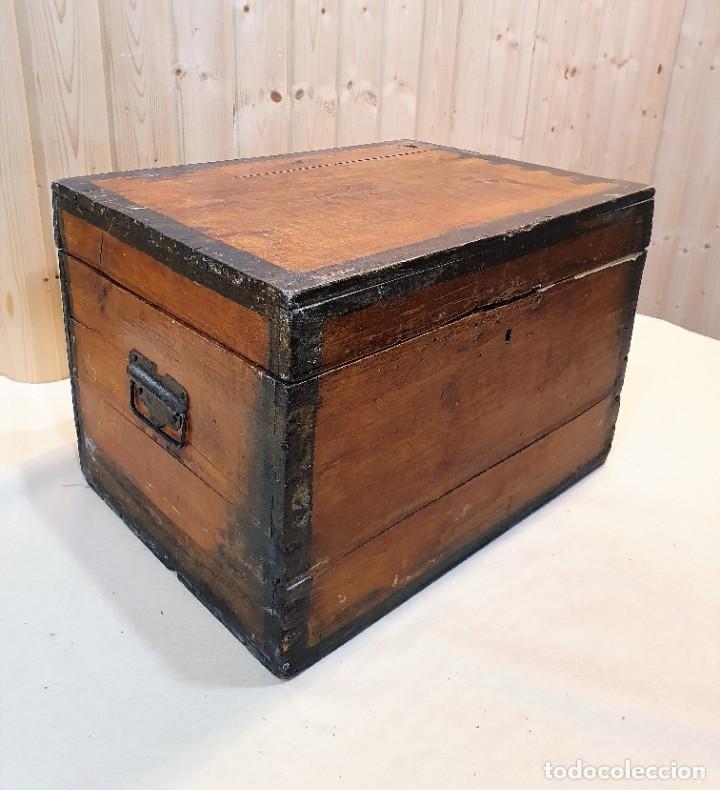 Antig&uuml;edades: ARCA DE MADERA ANTIGUA - Foto 3
