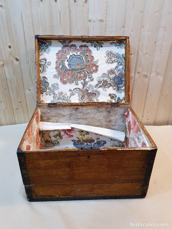 Antig&uuml;edades: ARCA DE MADERA ANTIGUA - Foto 5