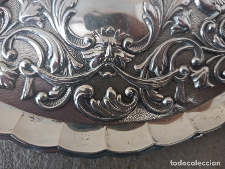 Antig&uuml;edades: BANDEJA DE PLATA 925 REPUJADA - Foto 4