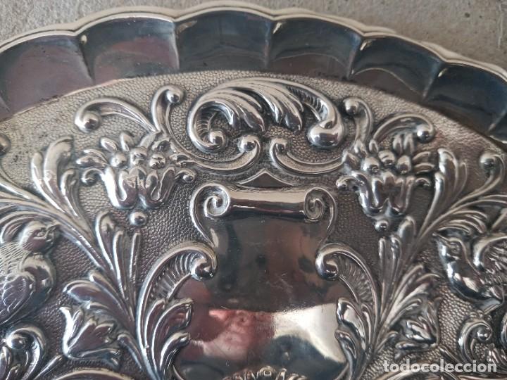 Antig&uuml;edades: BANDEJA DE PLATA 925 REPUJADA - Foto 5