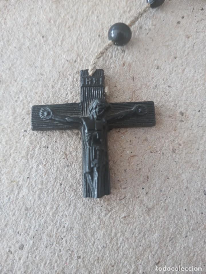 Antig&uuml;edades: LOTE VARIADO DE RASARIOS Y CRUCES - Foto 53