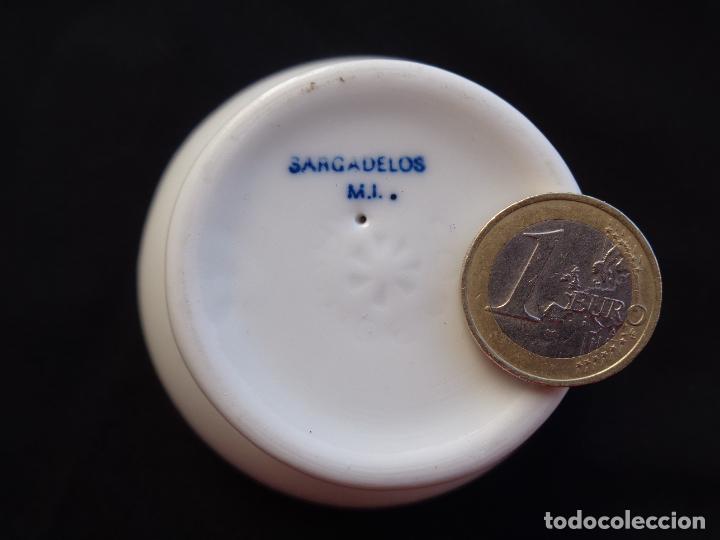 Antig&uuml;edades: ESCUDILLA CON ESCUDO. SARGADELOS. - Foto 2