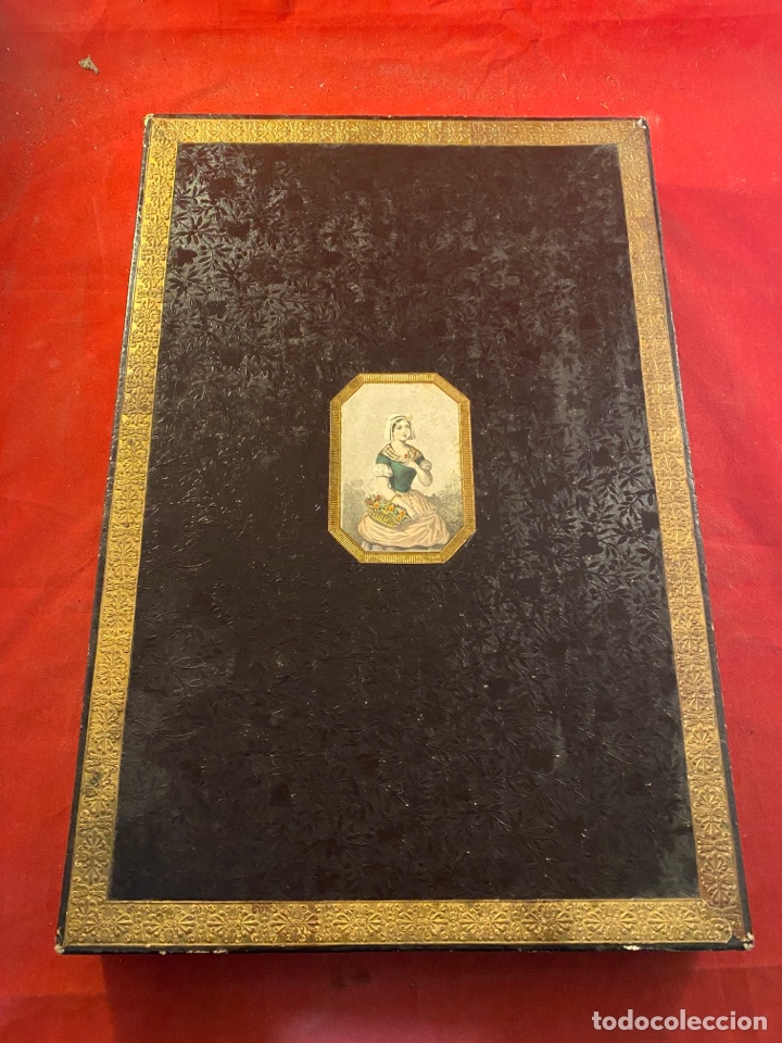 Antig&uuml;edades: Antigua caja complementos - Foto 1