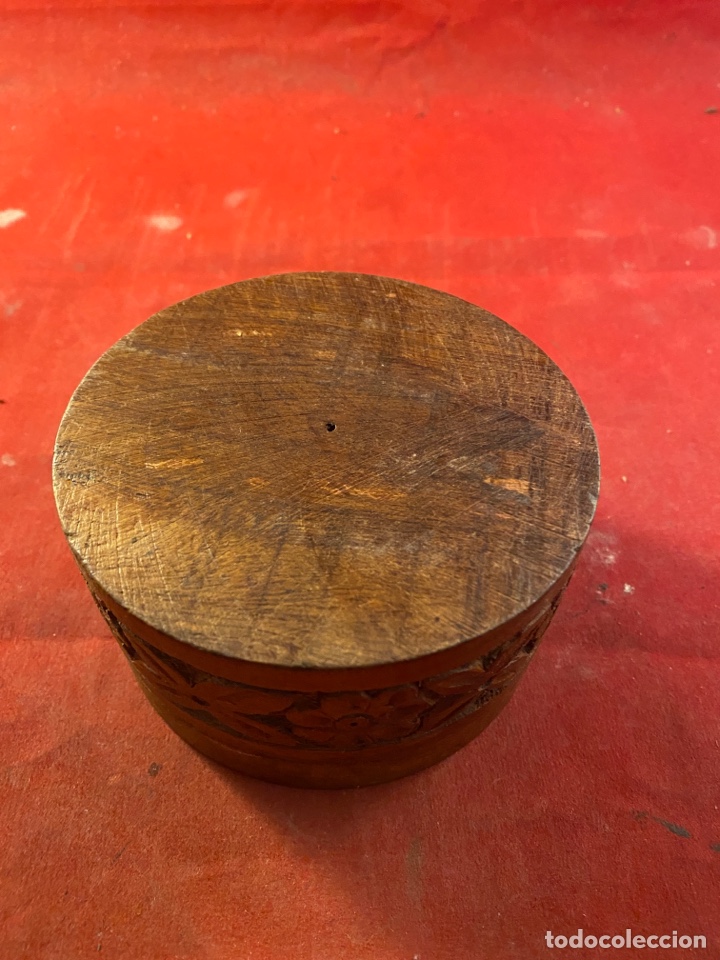 Antig&uuml;edades: Caja de madera - Foto 3