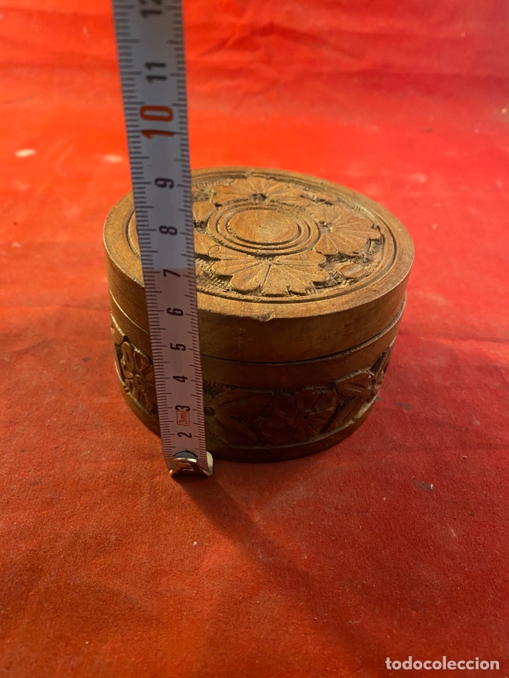Antig&uuml;edades: Caja de madera - Foto 5