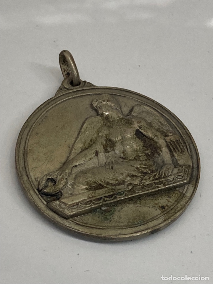 Antig&uuml;edades: Medalla religiosa de metal - Foto 1