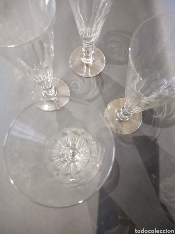 Antig&uuml;edades: Conjunto de 4 vasos cristal - Foto 4