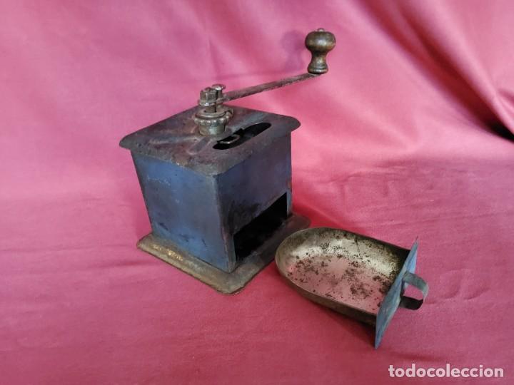 Antig&uuml;edades: MOLINILLO DE CAF&Eacute; ANTIGUO, DE CHAPA - Foto 3