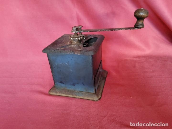 Antig&uuml;edades: MOLINILLO DE CAF&Eacute; ANTIGUO, DE CHAPA - Foto 4