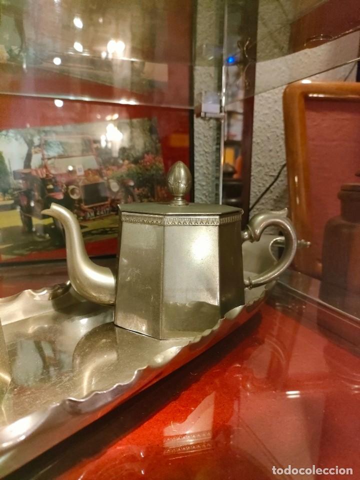 Antig&uuml;edades: Peltre. Antiguo servicio de t&eacute; y caf&eacute;. - Foto 4